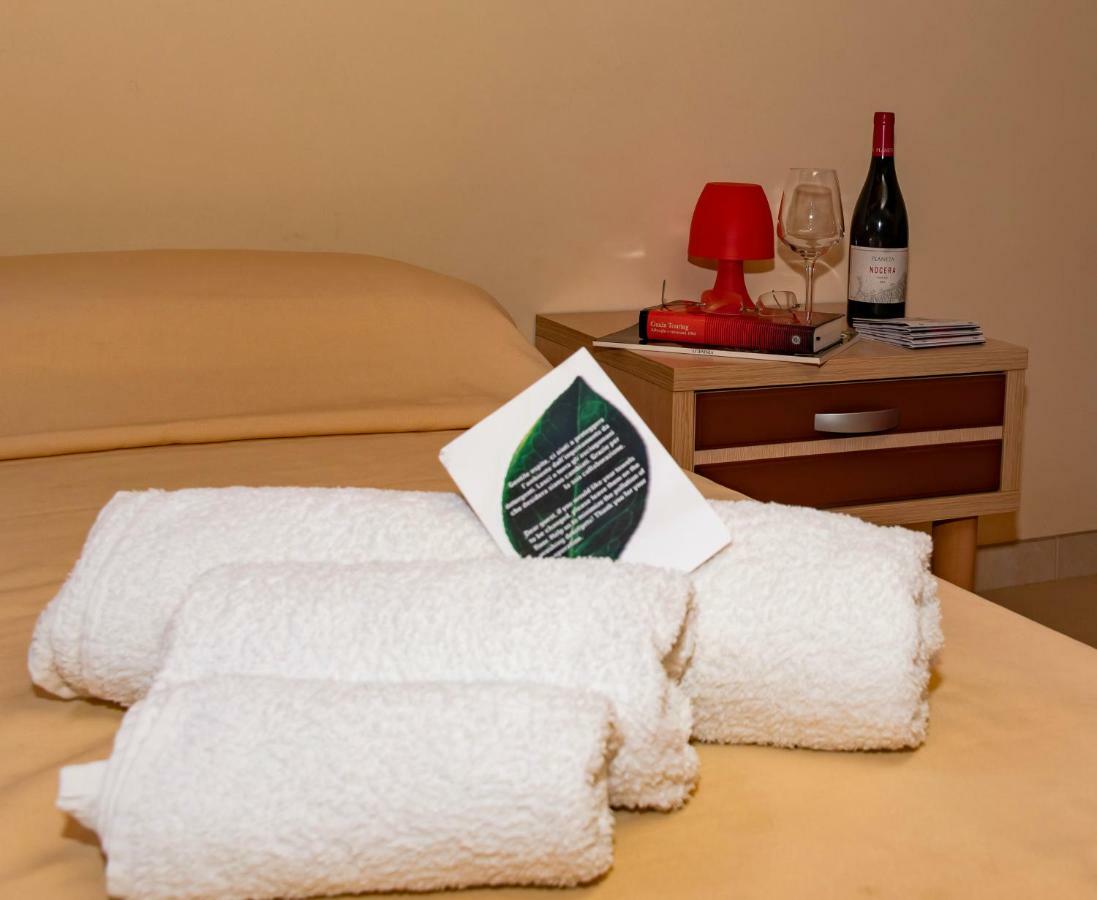 Hotel Milomax Экстерьер фото
